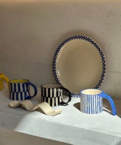 OVAL HANDLE ceramic mugs