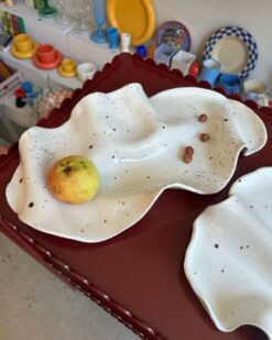 DOTTED snack plates